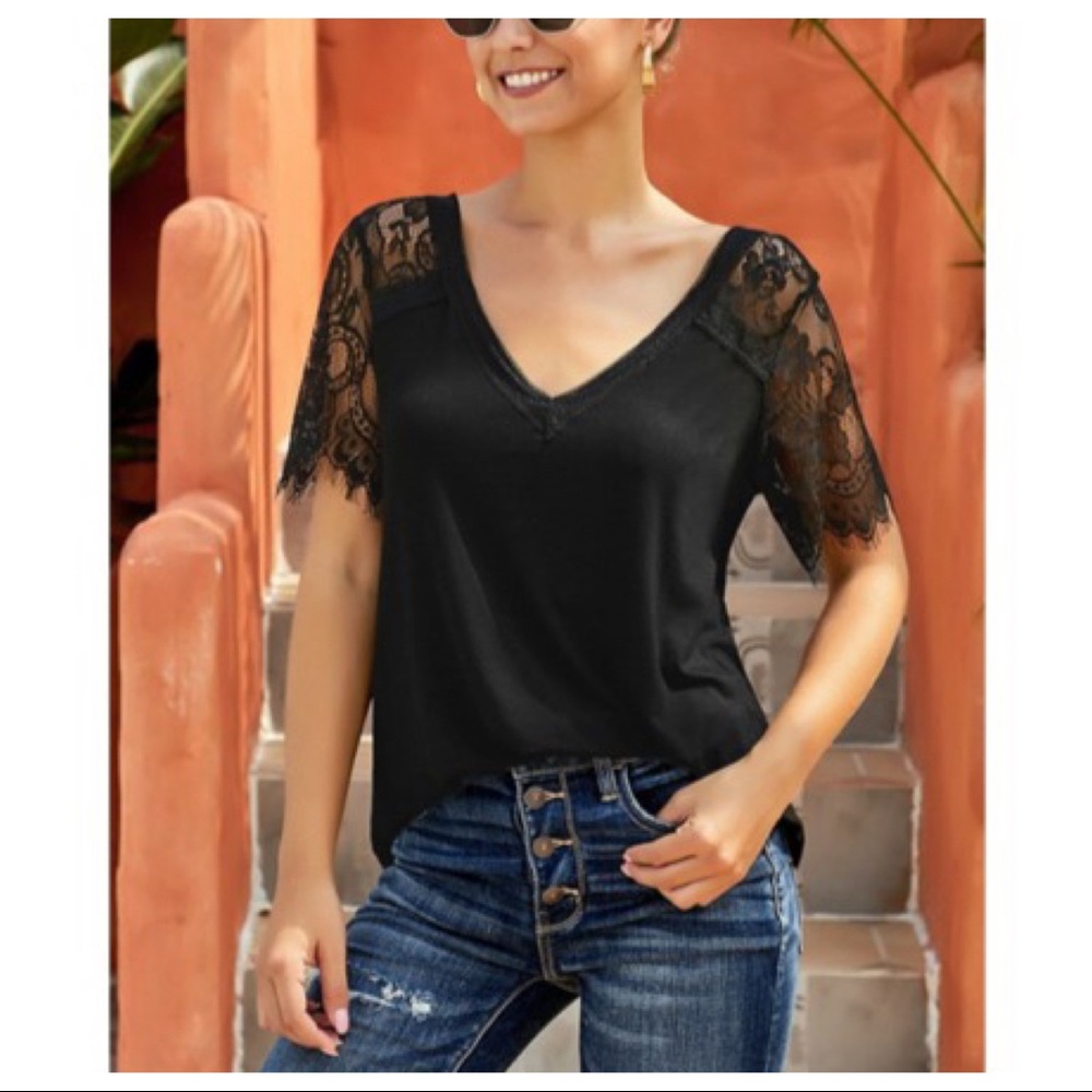 SWEET SIDE LACE TOP - Picture 4 of 7